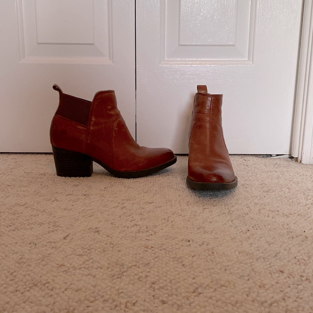 Born leather ankle boots